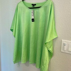 Brand new top - women’s summer green top